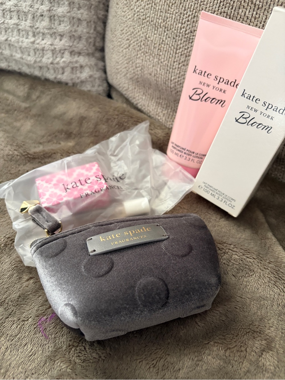 kate spade Bloom Perfumed set — Pink